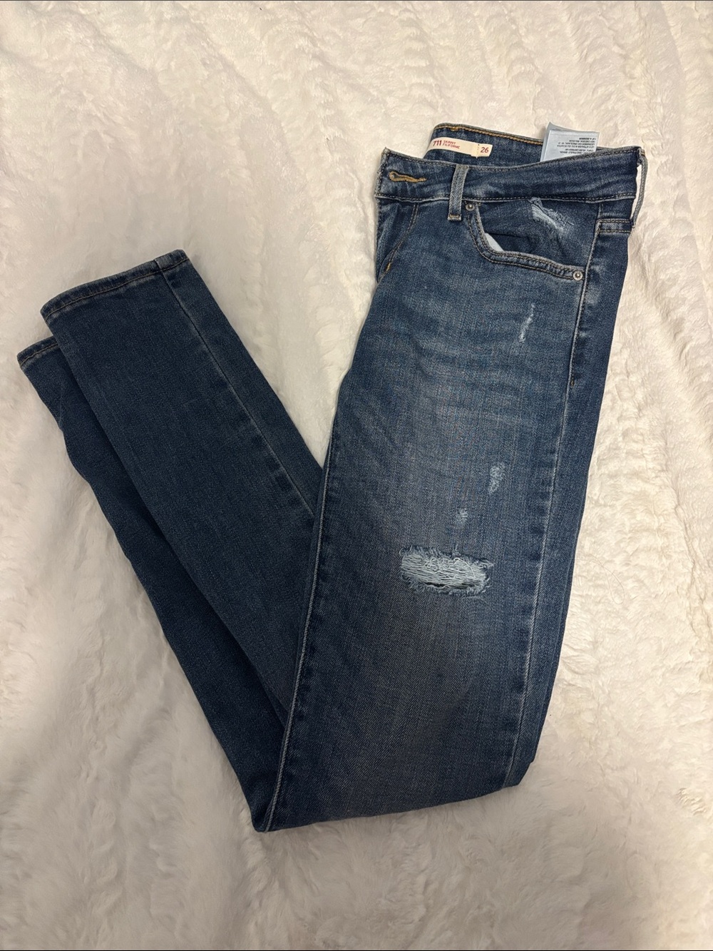Levi’s 711 skinny jeans